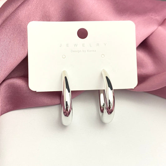 Silver Geometric Oval Stud Earrings