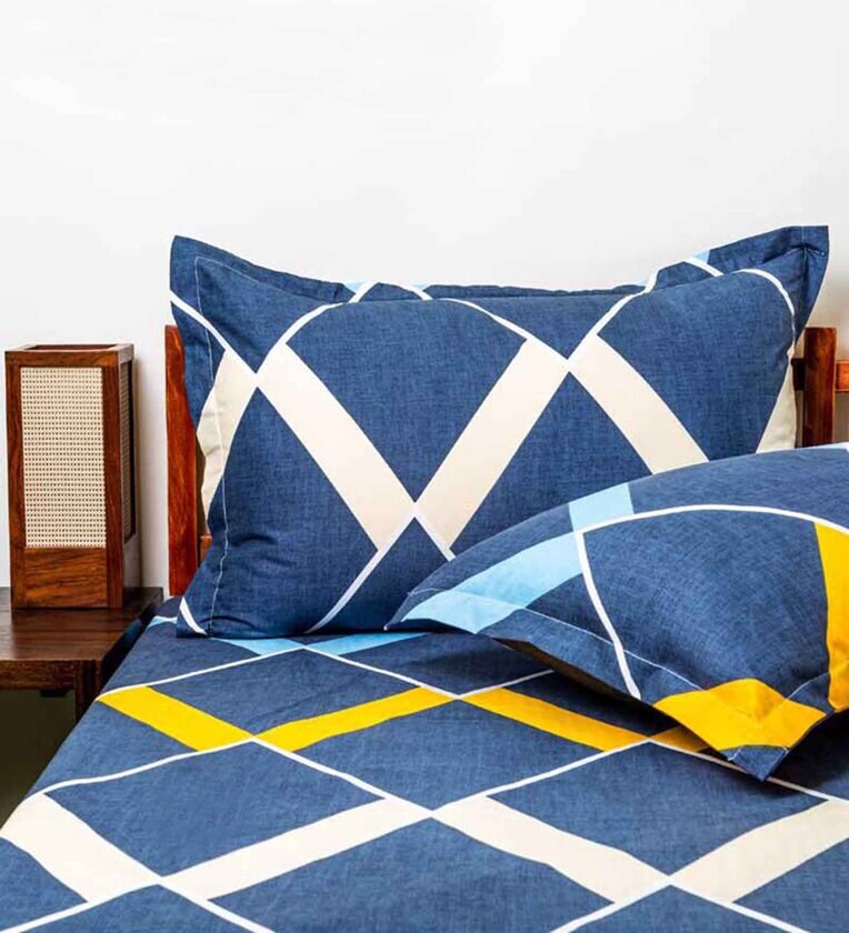 Navy Blue Geometric Elastic fitted Bedsheet with 2 Pillow Covers