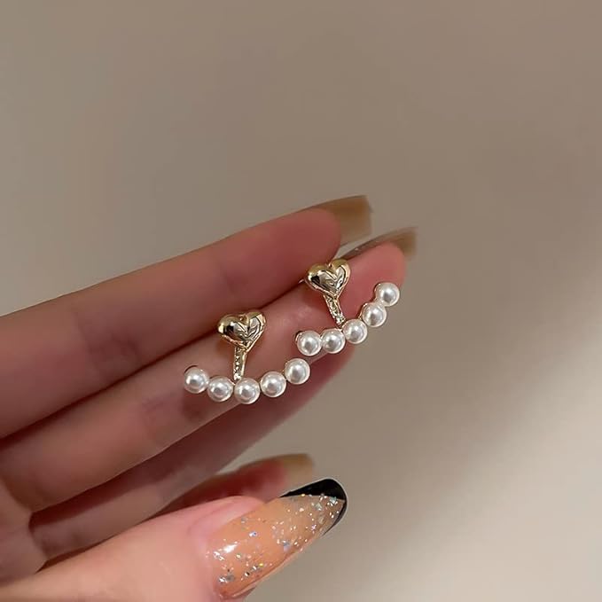 H??rt-Shaped Back Hanging Pearl Earrings